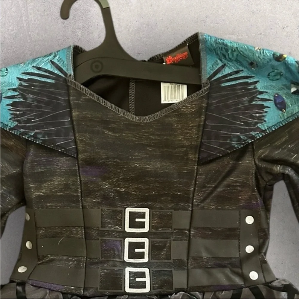 NEW Disney Descendants Uliana kids Costume Size Medium (7-8) - Picture 3 of 6
